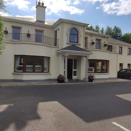 Ma Dwyer's Guest