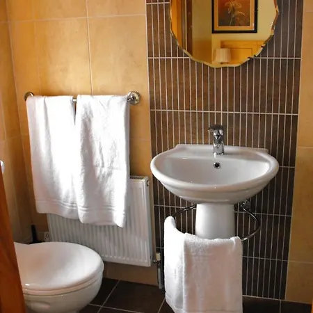 Ma Dwyer's Guest Гостевой дом 3*