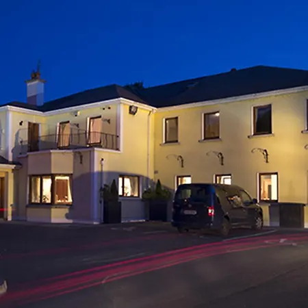 Ma Dwyer's Guest Гостевой дом Наван